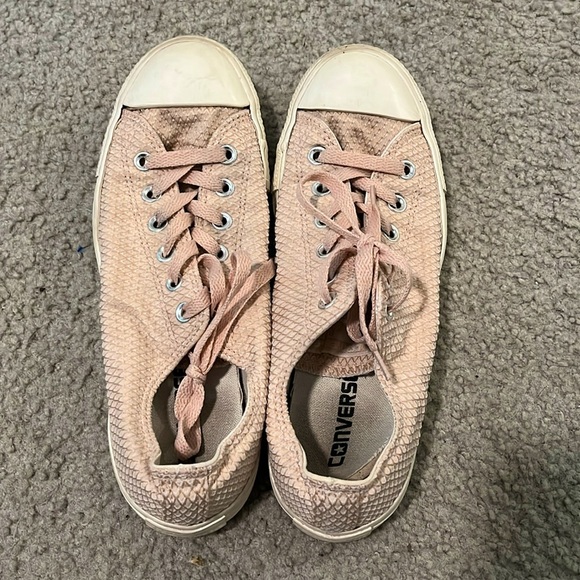 CONVERSE ALL STAR 560300F TEXTURED PINK LOW TOP SNEAKERS SHOES Women's SIZE 9 - Picture 1 of 6